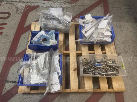 LOT OF VARIOUS OR SURGICAL INSTRUMENTS