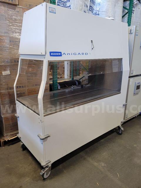 Baker AG-503 AniGARD Animal Workstation