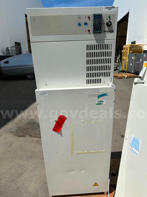 Heraeus Kendro Cytomat 2 Automatic Incubator