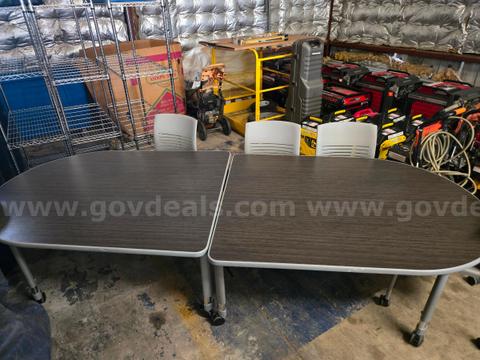 2 tables And 4 Chairs