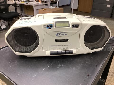 Califone 2385AV-03 Stereo Radio Cassette Recorder & CD Player Boombox (Partially Tested)