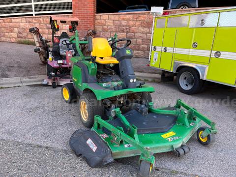 2004 JOHN DEERE 1435 ZERO TURN MOWER