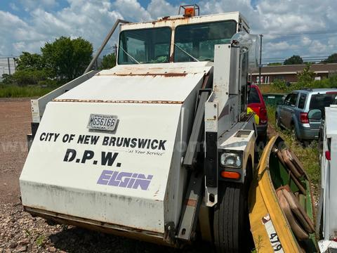 Pelican Street Sweeper