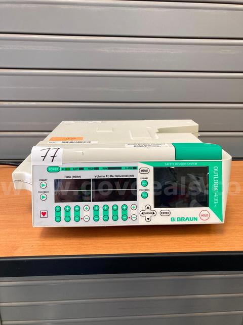 B Braun Outlook 400es Infusion Pump