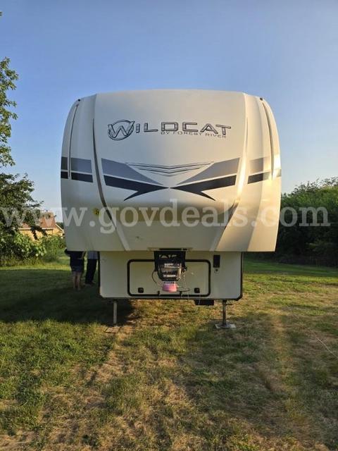 2022 Wildcat Fifth Wheel Camper
