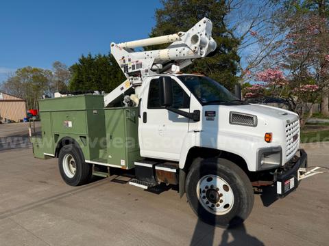 2008 GMC C7500 Bucket Truck