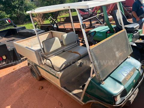 2000 Club Car Turf 2 Carryall golf cart