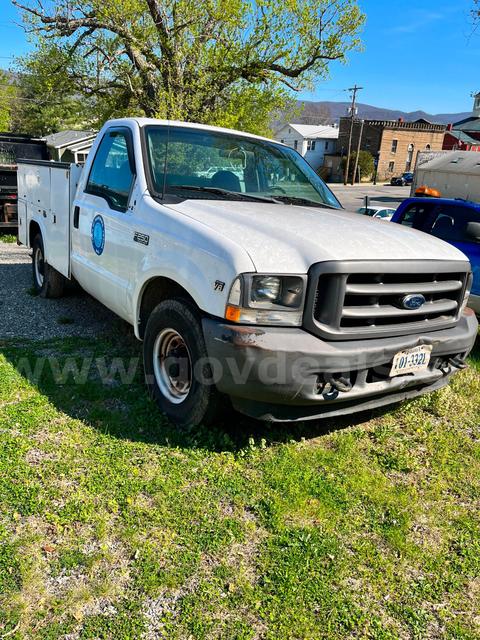 2002 Ford F-250 SD XL 2WD