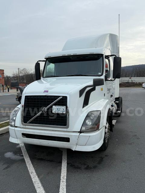 2015 Volvo VNL