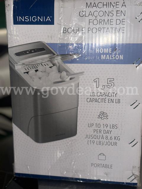 Five (5) Insignia Portable Ice Maker