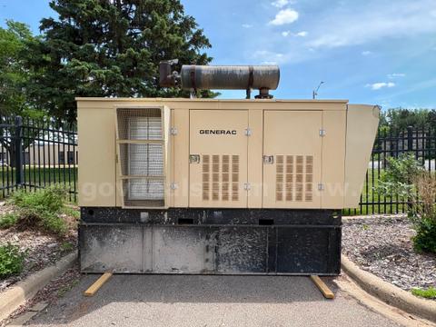 230kW Generac Generator in Enclosure  ** Low Hours **