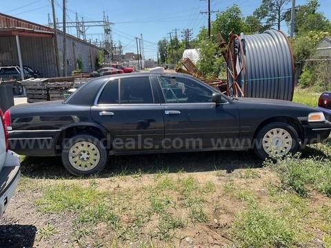 2004 Ford Crown Victoria