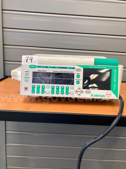 B Braun Outlook 400es Infusion Pump
