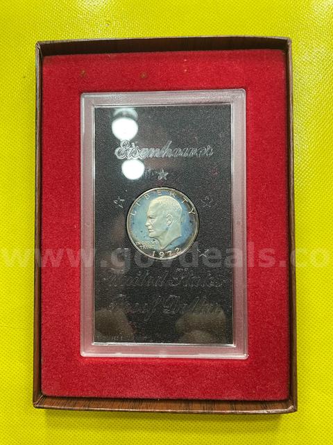 1972-S (40%) SILVER PROOF IKE DOLLAR FREE SHIPPING (USA ONLY)
