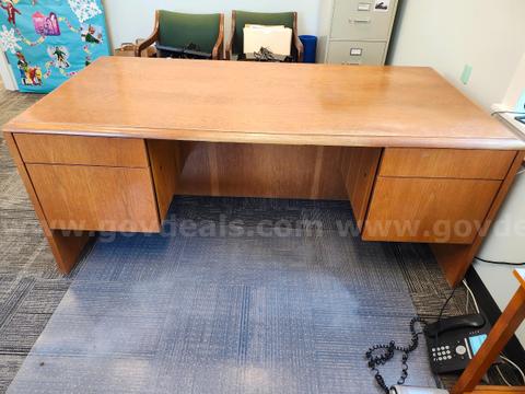 72" by 33" 4 drawer desk