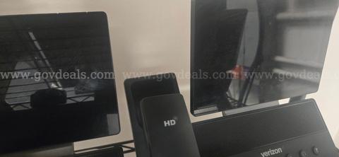 One Talk Desktop Phones Lot (10)