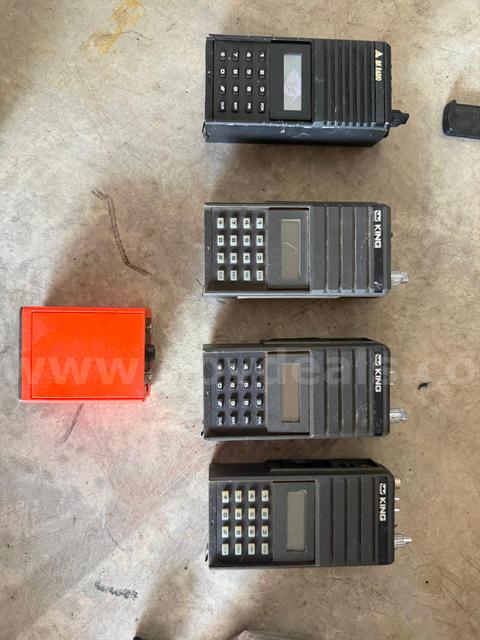 Bk king radio lot police fire Ems scanner shipping available