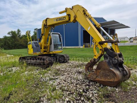 Kobelco SK135SRLC-1E Track Hoe