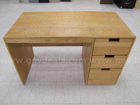 Dorm style desk