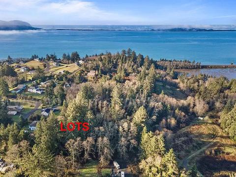 Tillamook County, Oregon - 2 Adjoining Residential Lots - Close to Tillamook Bay! Owner Financing!!!