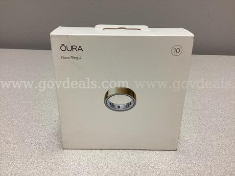 OURA Ring 4 , Gold size 10