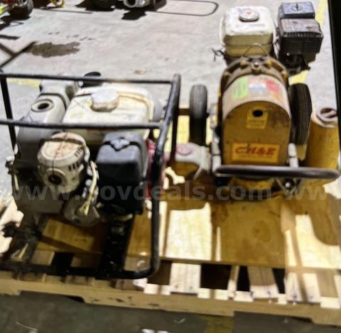 Lot of 2 Pumps