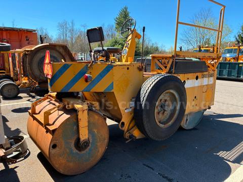 1987 Galion S46B Compactor