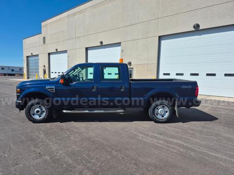 2010 Ford F-250 SD XL Crew Cab 4WD
