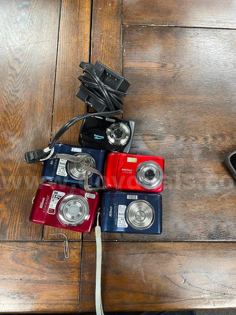Lot of approximately (5) digital cameras