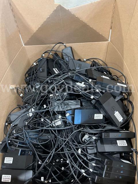 Lot of Dell WD19TB USB-C laptop docks