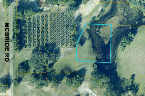 Seville, FL - 1 Acre Waterfront Lot