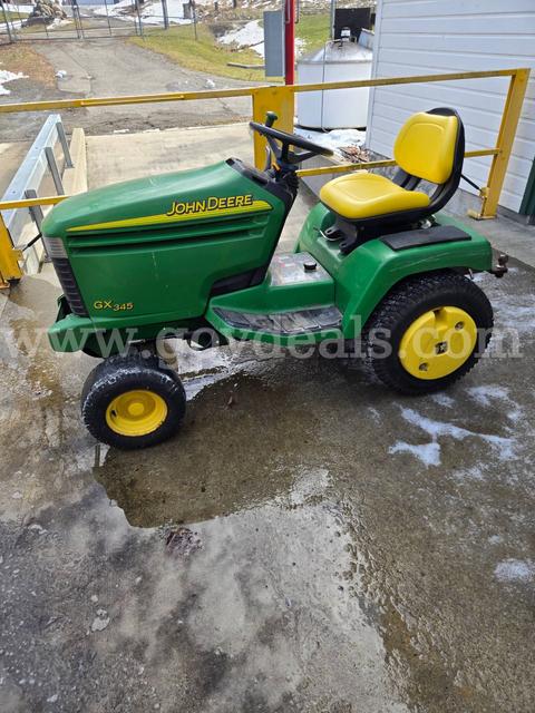 2002 John Deere GX345 Riding Mower