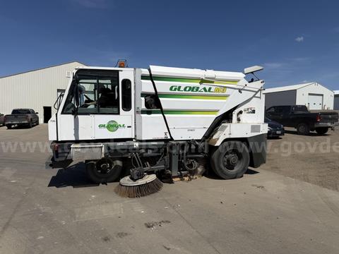 2016 Global M3 Street Sweeper