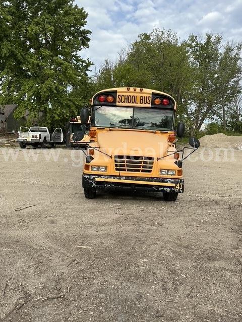 2006 Blue Bird Vision School Bus – Runs & Driveable