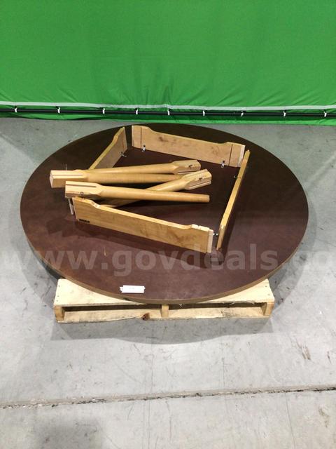 Round Table