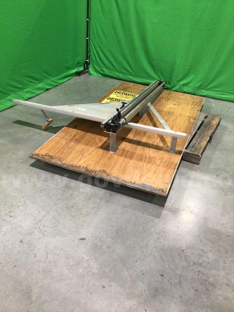 Fletcher 3000 Glass Panel Cutter
