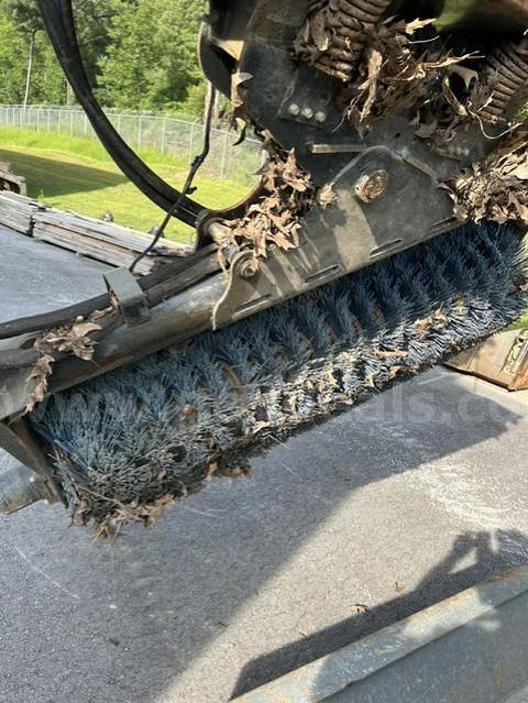 2017 Bobcat 68-in Angle Broom