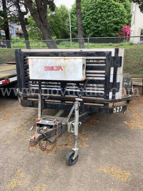 1998 Big Tex 60CH-16 tandem-axle car hauler/utility trailer