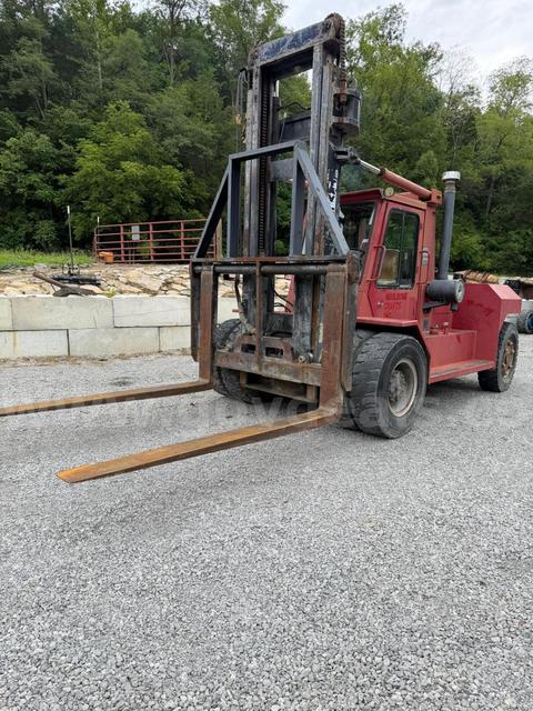 1990 Taylor TE-250M 25000 Pound Forklift