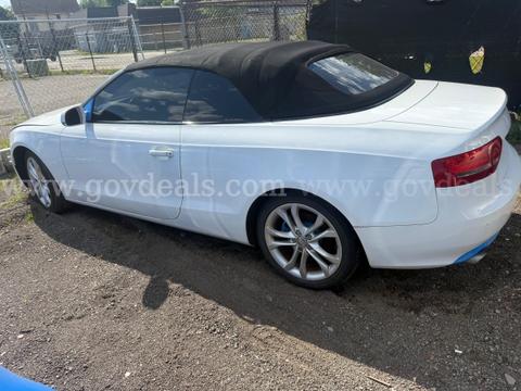2010 Audi A5 Cabriolet 2.0T quattro Tiptronic