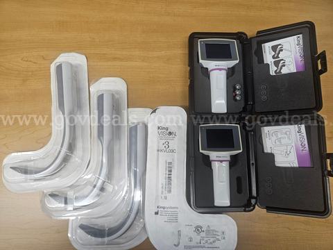 LOT of 2 King Vision Video Laryngoscopes with Blades