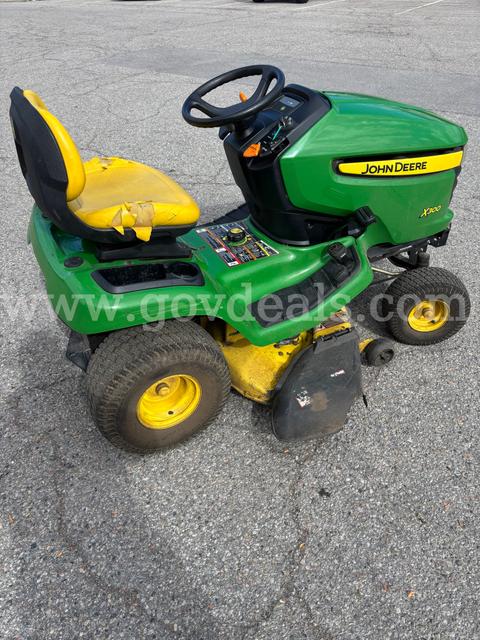 2008 John Deere Mower