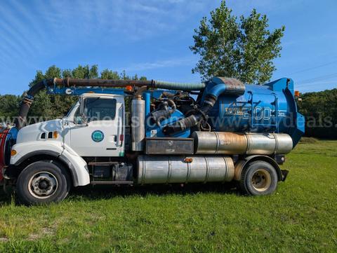 1999 STERLING L7501 VACTOR TRUCK