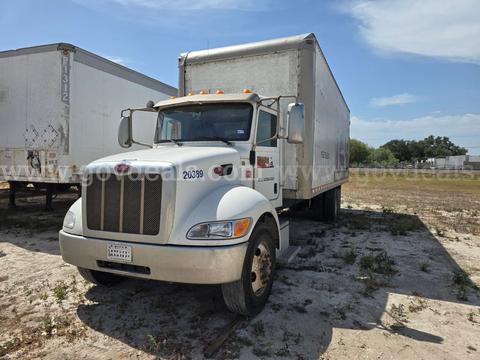 2014 Peterbilt 337 S/A Box Truck