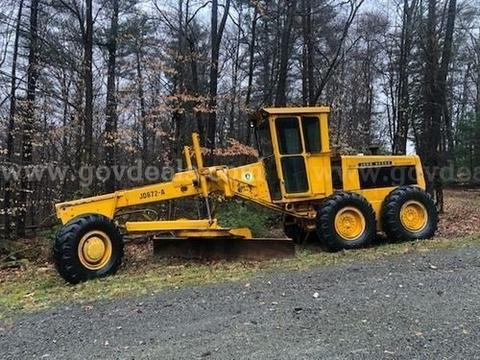 1980 John Deere 672A Road Grader
