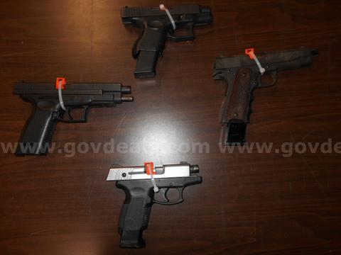 FIREARMS Lot of 4 Handguns