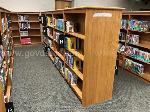 Library Book Shelving Units - Lot 002