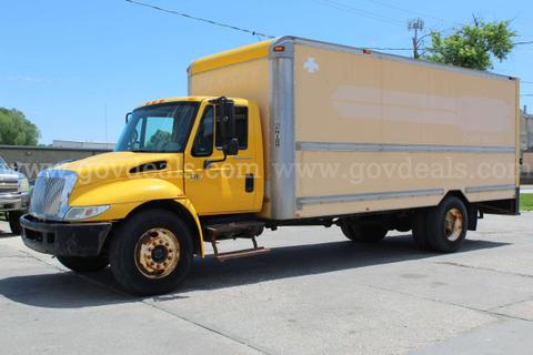 2004 International 4300