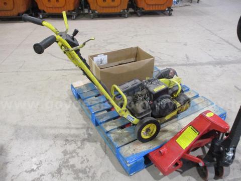 John Deere E35 Edger