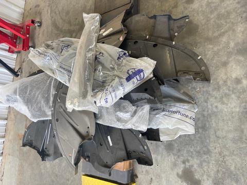 PALLET OF SPLASH SHEILDS